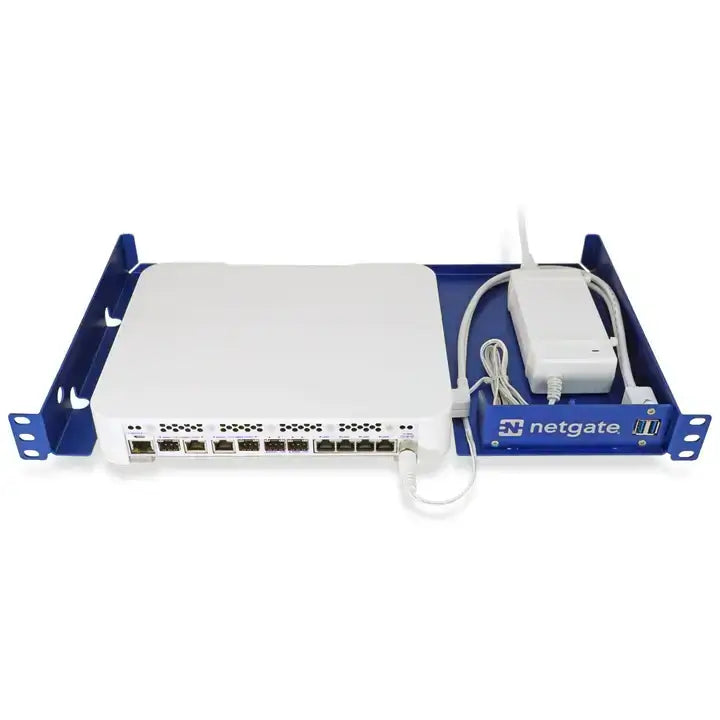 Netgate 4200/6100 1U Rack Mount Kit in Blau und Weiß, Desktop-Modell mit Netzteil ans Kassenterminal angeschlossen